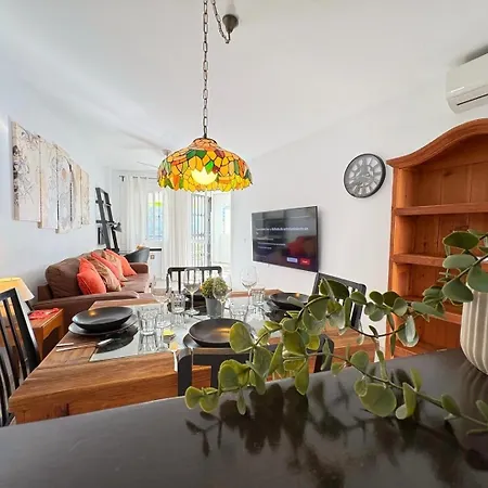 Apartment Laderas Costa